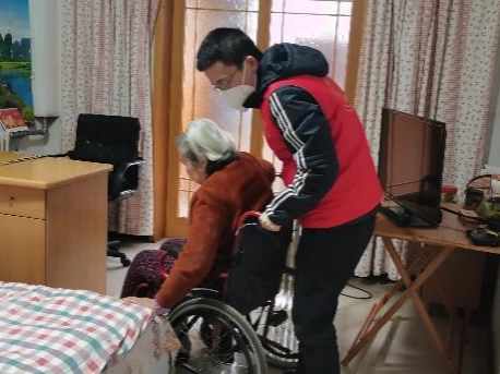 【疫情防控】盡銳出戰(zhàn)護(hù)我城，工投先鋒在行動 ——集團(tuán)干部下沉一線系列（二）
